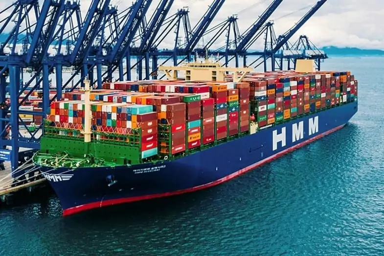 tàu vận tải container lớn nhất thế giới